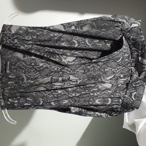 🛍NWT International Concepts, size XL, snake print sleeveless drapey top